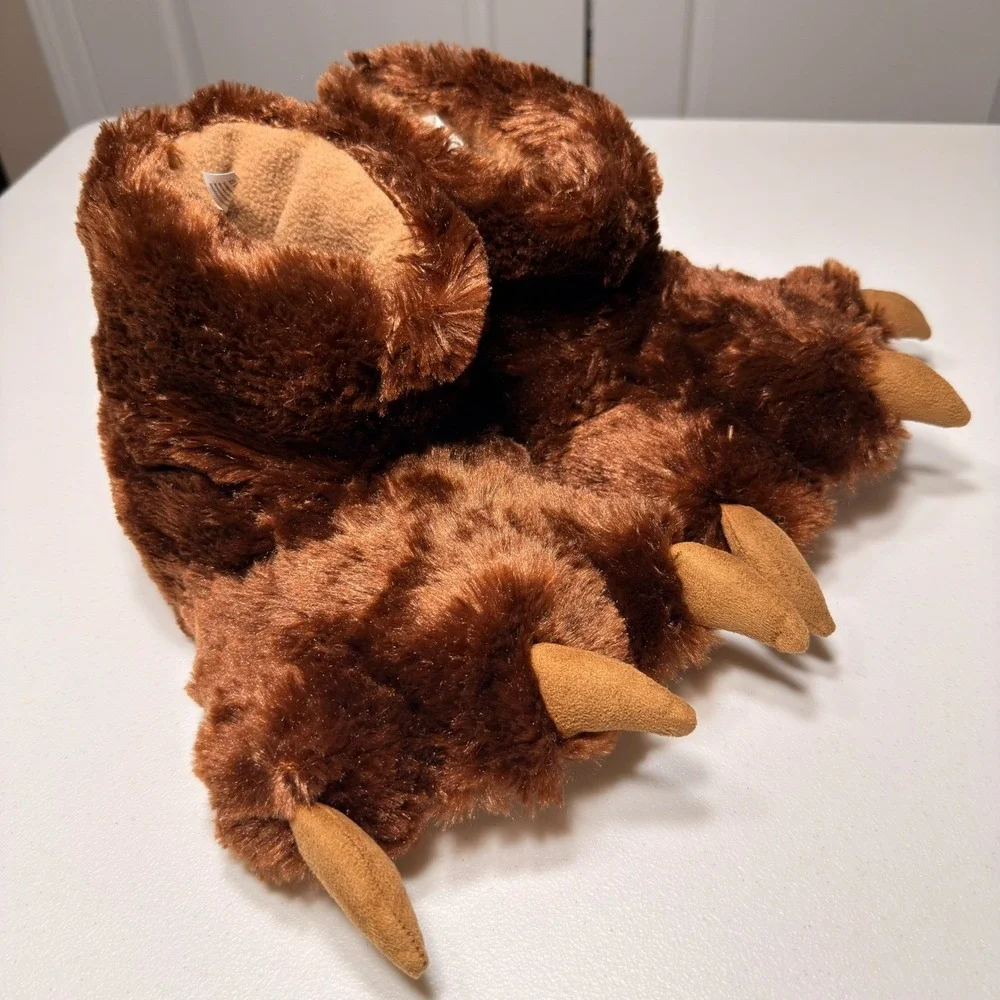 Millffy Brown Bear Paw Slippers Kids 13-3 Monster Claw Plush Fuzzy Non-Slip M